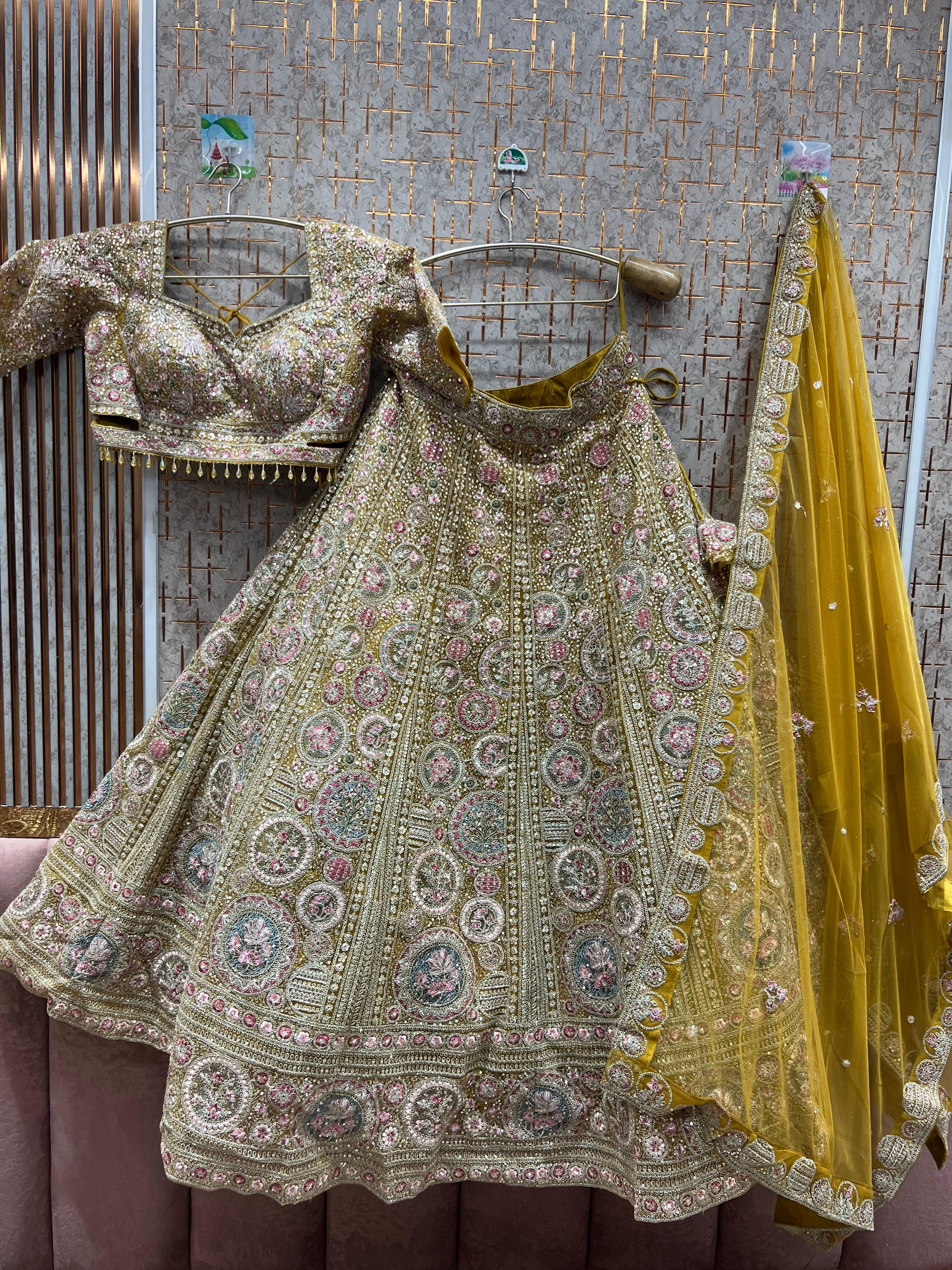 designer1-heavy-lehenga